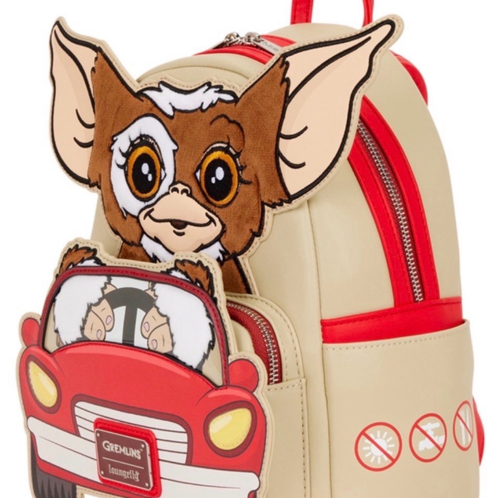 NWT Loungefly Gremlins Gizmo Driving Mini Backpack. - Picture 4 of 8